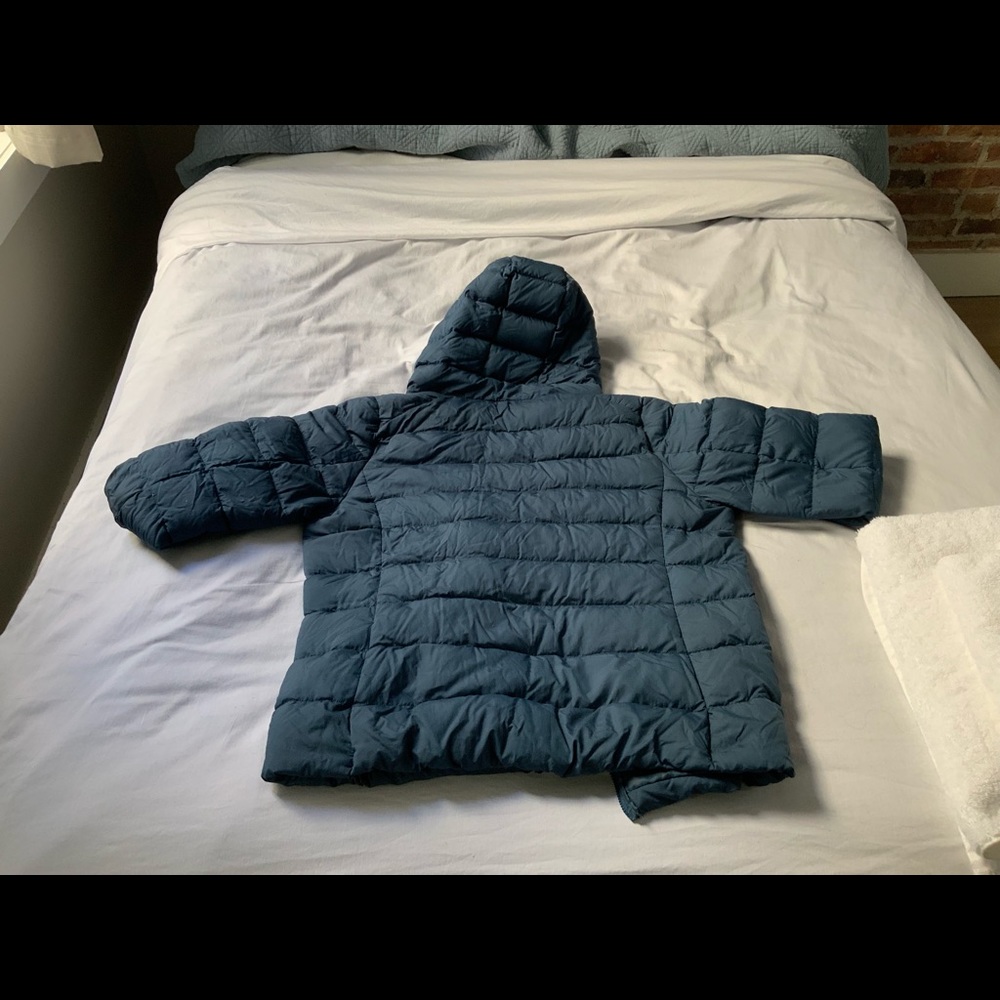 Uniqlo jacket - Picture 2 of 3